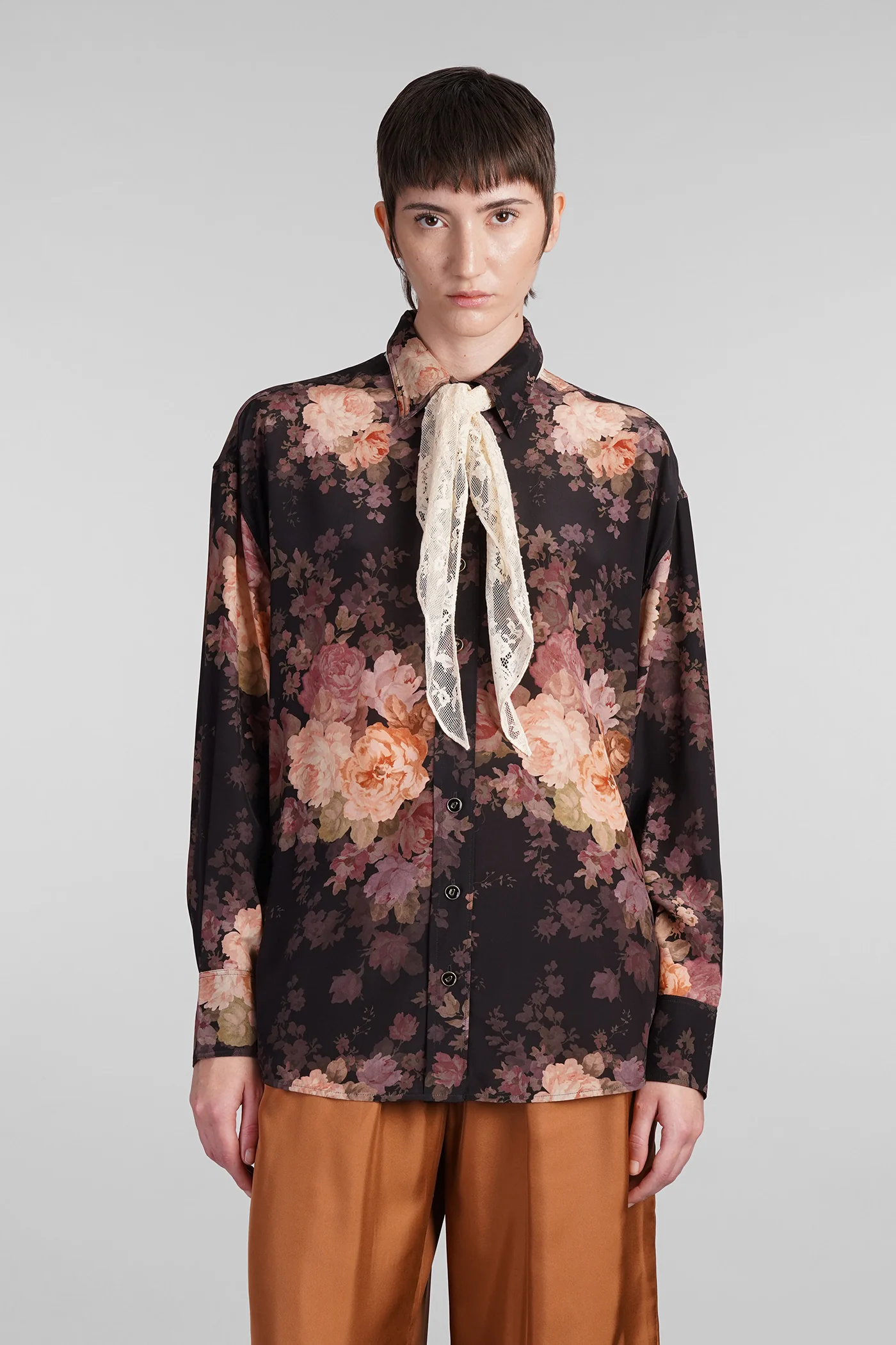 Shirt in black silk