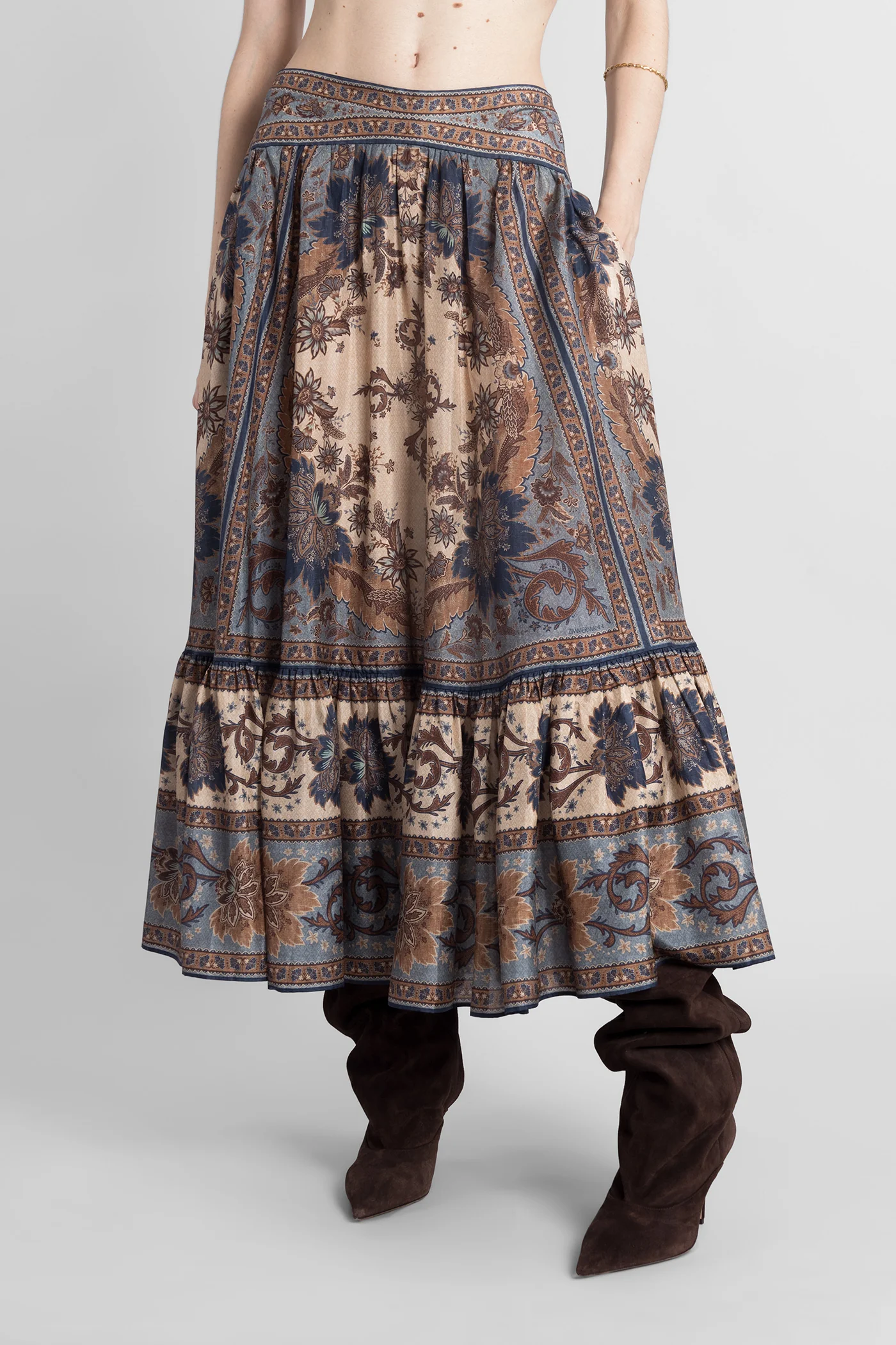 Skirt in blue silk