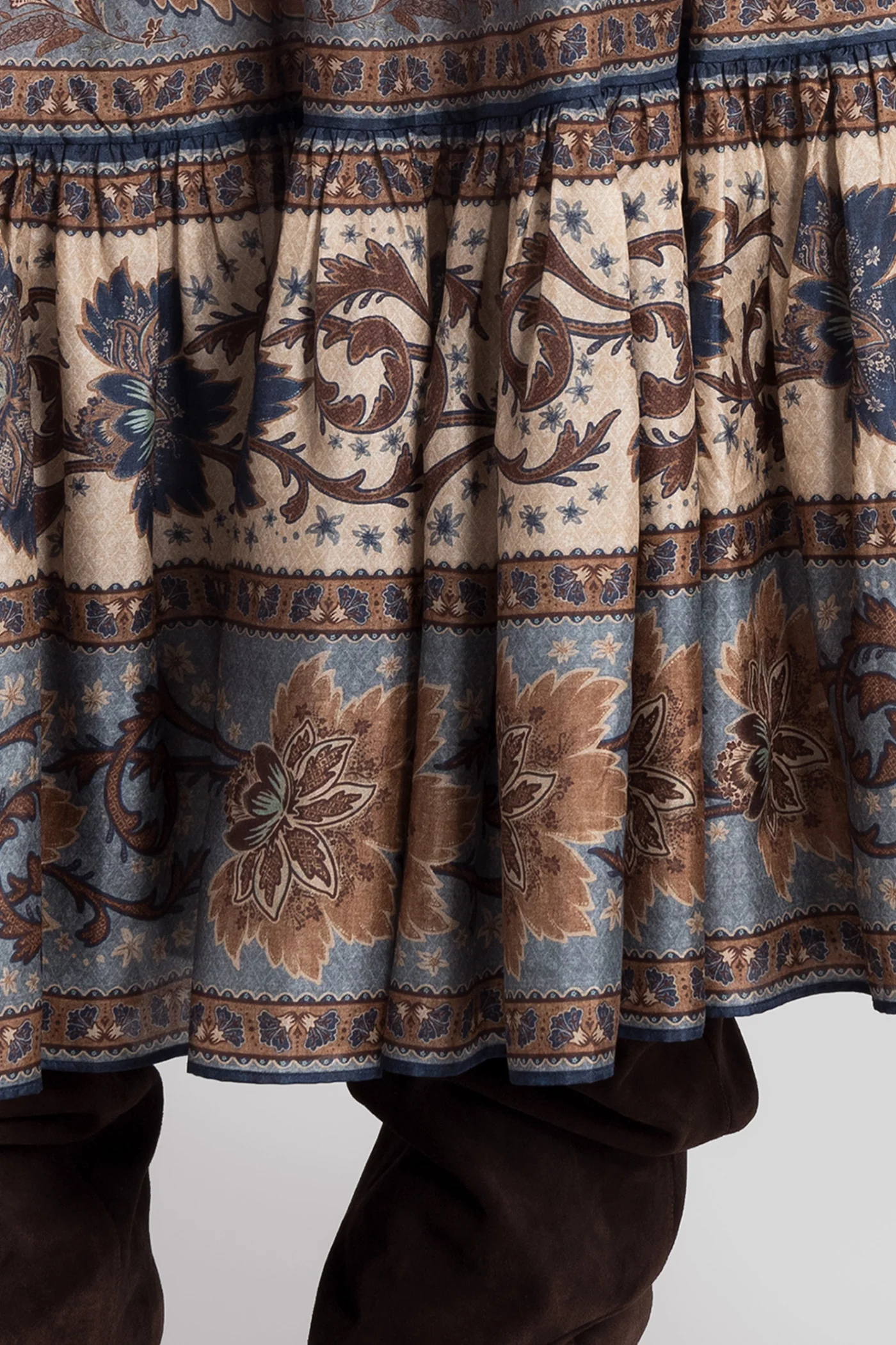 Skirt in blue silk - Image 5