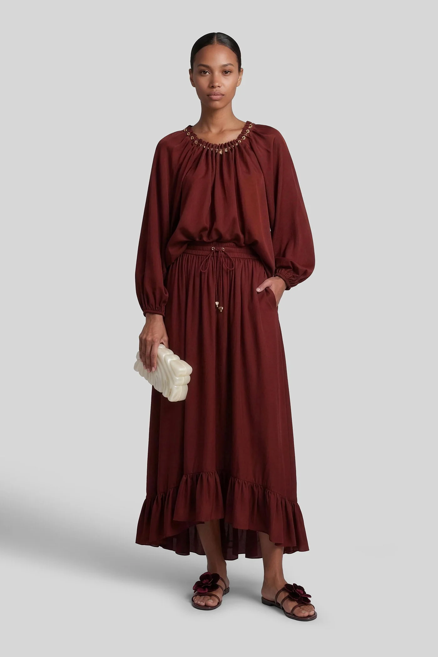 Skirt in bordeaux silk - Image 22